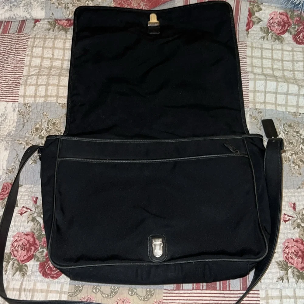 Coach messenger bag